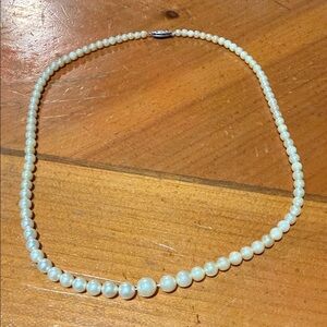 Vintage Elegant Cream Pearl Necklace